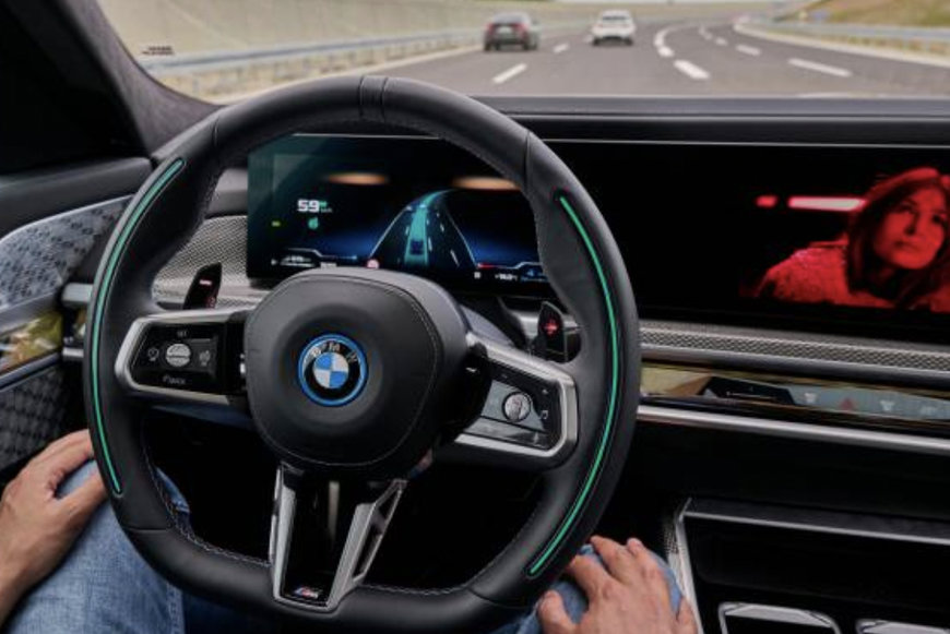 La guida altamente automatizzata di livello 3 sarà disponibile nella nuova BMW Serie 7 a partire dalla prossima primavera